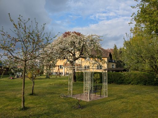 Pavillion im Gutshof Pavillion im Gutshof